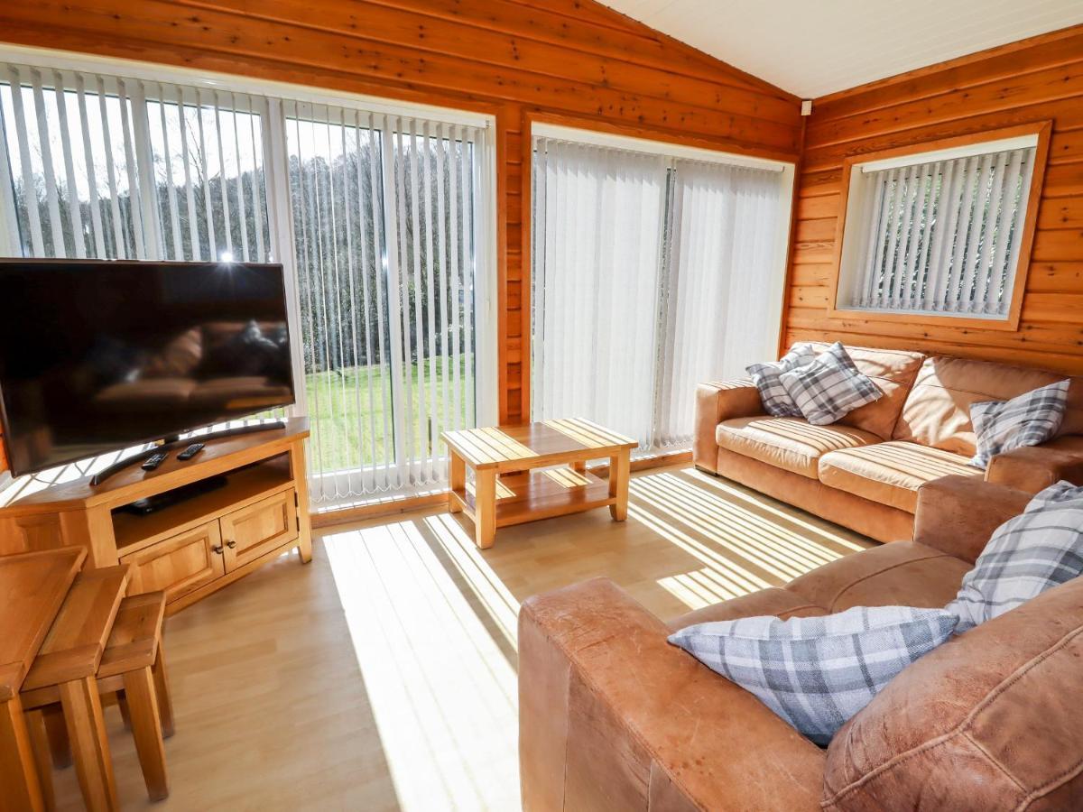 Watersview Lodge Leek Extérieur photo