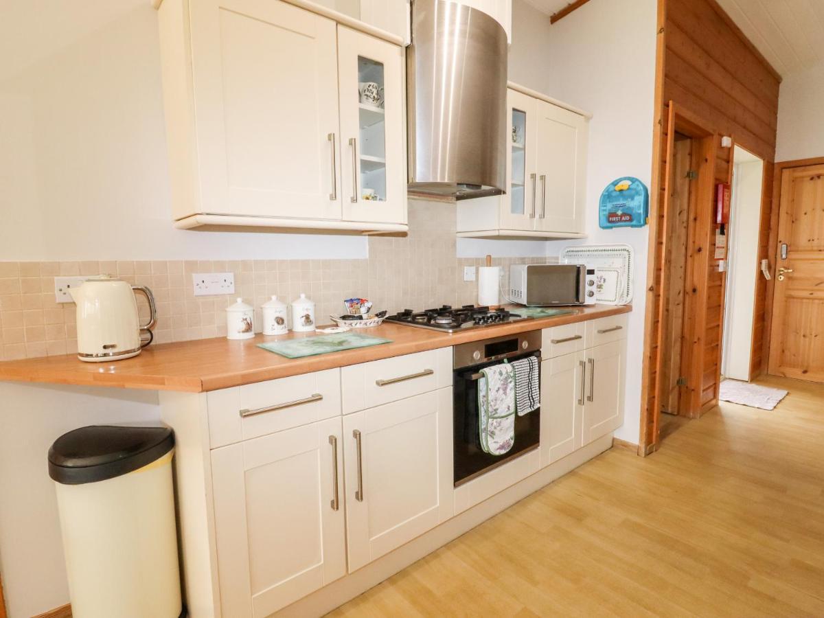 Watersview Lodge Leek Extérieur photo